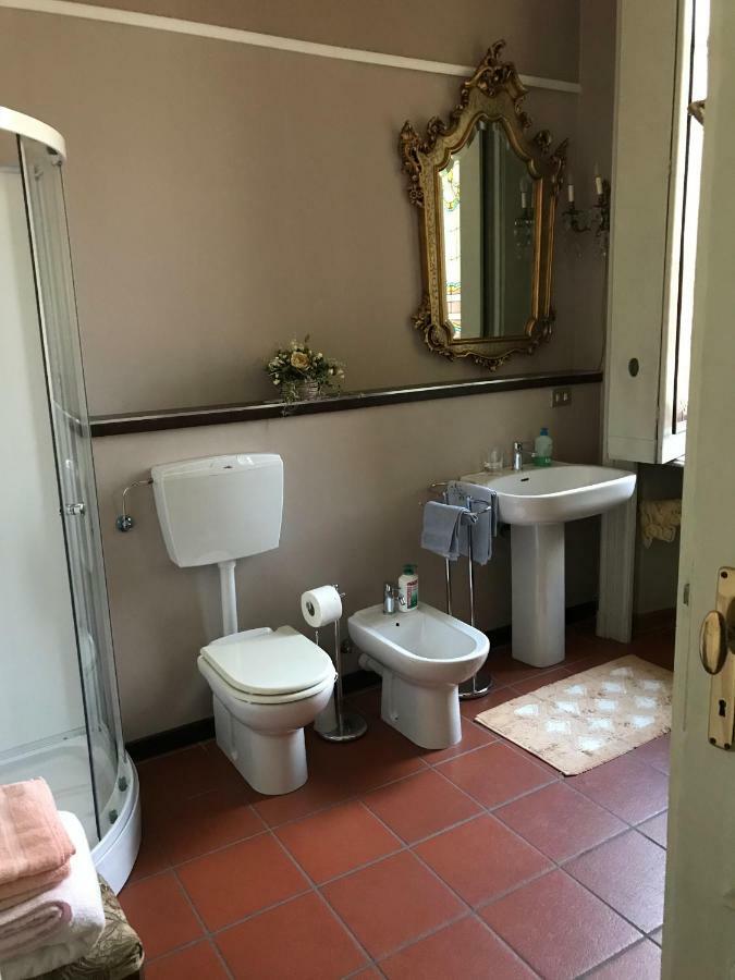 Casa Di Nonna Panzió Vercelli Kültér fotó