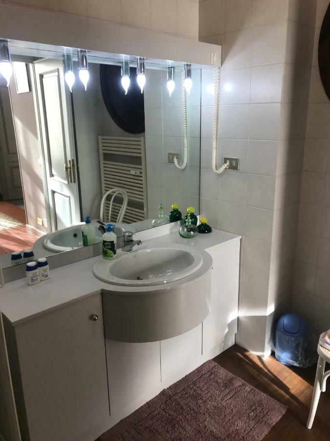 Casa Di Nonna Panzió Vercelli Kültér fotó