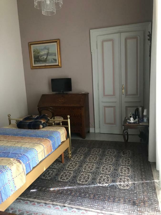 Casa Di Nonna Panzió Vercelli Kültér fotó